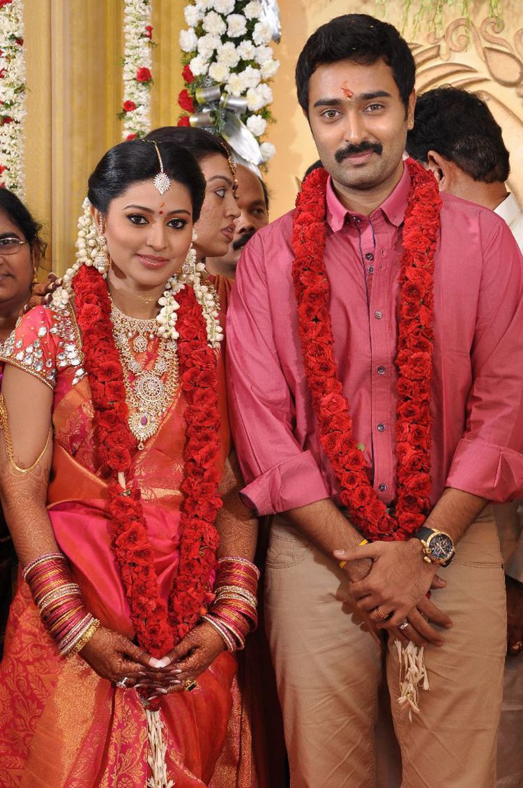 Sneha Prasanna Enters Wedlock At Telugupeople Com Photo Gallery