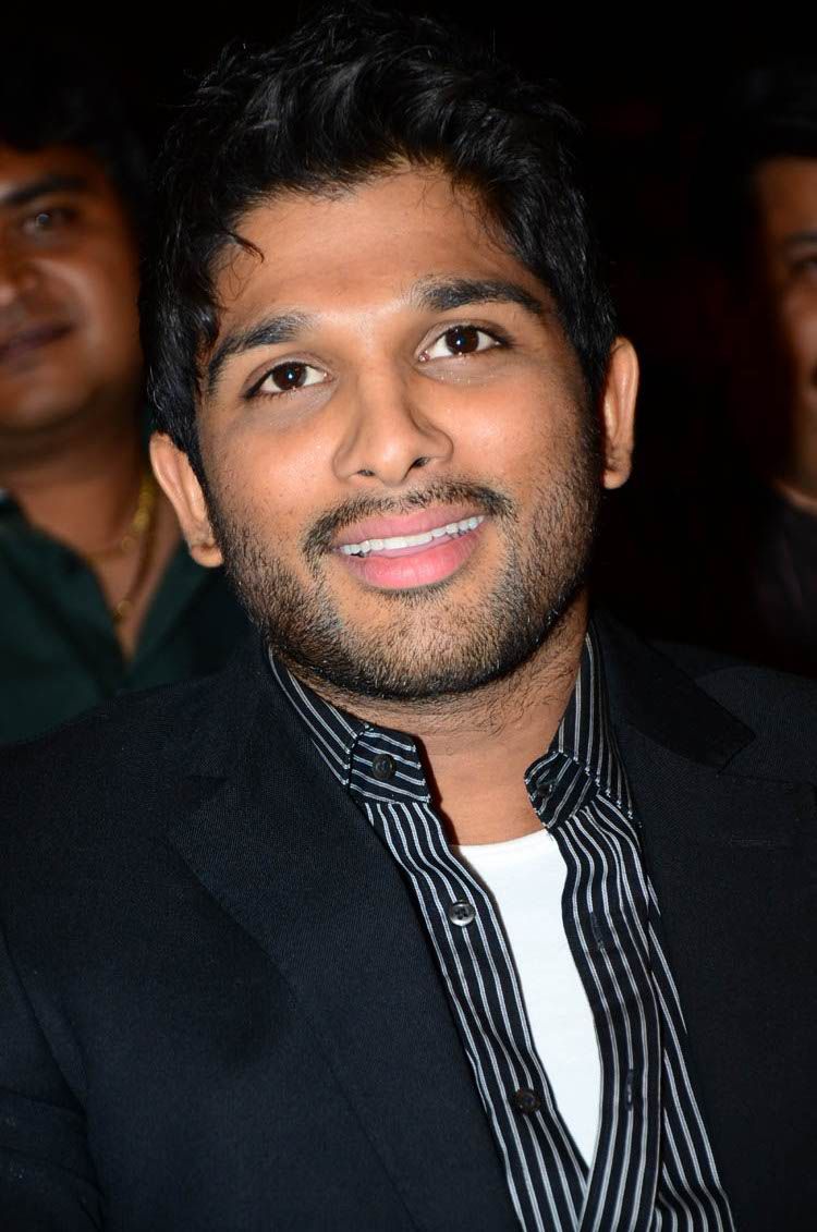 Allu Arjun Julayi Audio Launch Exclusive: at  Photo Gallery